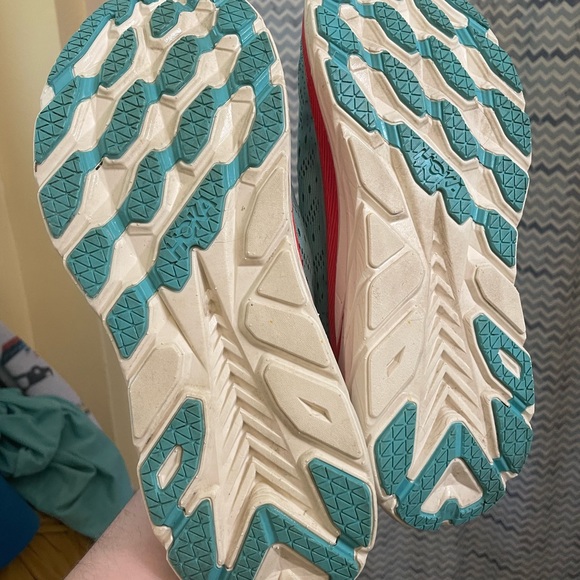 These are actually size 8 men’s. I wore once but they are too big. - Picture 7 of 7